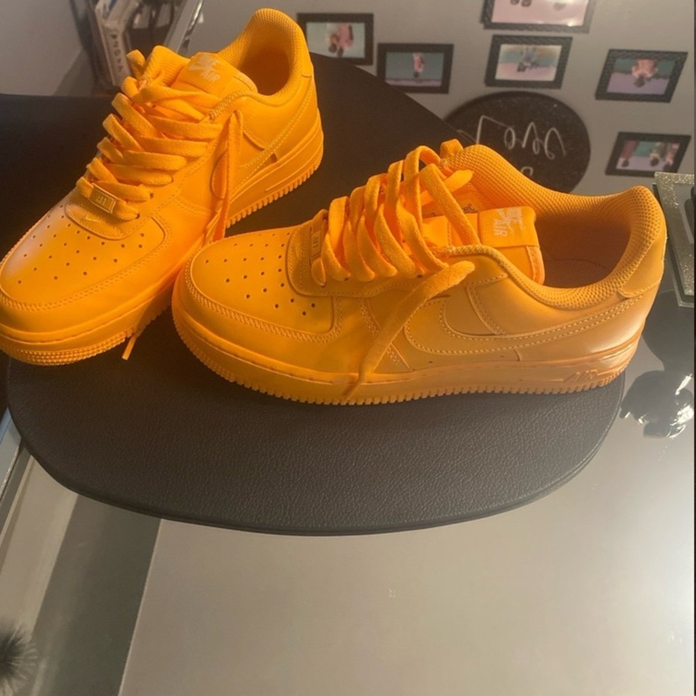 Nike Orange Sneakers Vibrant Monochrome Style